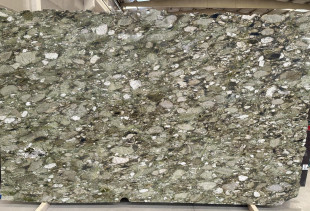 GRANITE VERT MARINACE