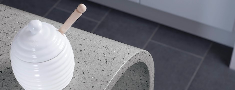 STARON
Novo Produto
Continuando a acompanhar as tendências e necessidades de mercado, a Granitrans adquiriu mais uma parceria exclusiva a acrescentar à nossa gama de produtos premium - a STARON Solid Surfaces